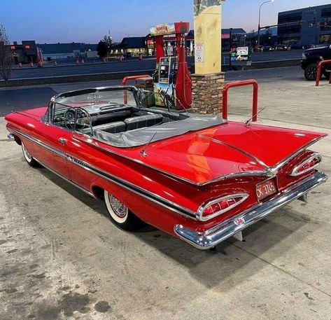 1959 Chevy Impala, Chevrolet Impala Convertible, Impala Convertible, Classic Cars Chevy, Lowrider Trucks, Chevy Muscle Cars, Classic Cars Trucks Hot Rods, American Classic Cars, Old Classic Cars