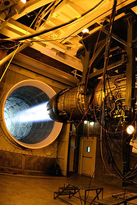 Airmen from 2nd Audiovisual Squadron film an F-16 jet Fighting Falcon engine in max power during a test in the 576th Aircraft Maintenance Squadron’s hush house engine facility at Hill Air Force Base, Utah, June 5, 2019 t.me/airforceeagles  facebook.com/skyeagless/ facebook.com/groups/1756968847949115/ instagram.com/skyeagless/  twitter.com/skyeagless Motorsports Aesthetic, Scifi Interior, Airplane Engine, Luxury Jets, Turbine Engine, Aircraft Mechanics, Aircraft Maintenance, Plane Design, Gas Turbine