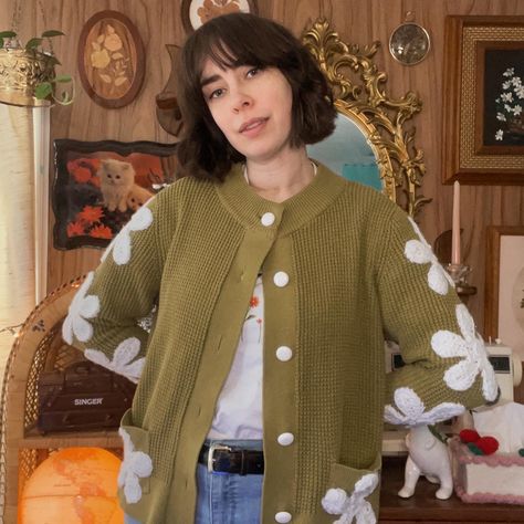 Added some crochet flowers on to this thrifted sweater #thrift #crochet #thriftflip #upcycle #crochetflower Thrift Flip Cardigan, Sweater Upcycle, Luanna Perez, Diy Sweater, Thrift Flip, Zooey Deschanel, Watch It, Crochet Flowers, Outfit Inspirations