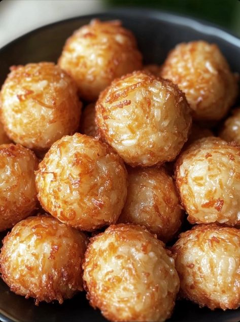 Health meal, low carbs meals, keto meal Crispy Rice Balls, Rice Balls Recipe Easy, Easy Rice Balls, Fried Rice Balls, Rice Balls Recipe, Easy Rice, Roasted Shrimp, Supper Ideas, Garlic Parmesan Chicken