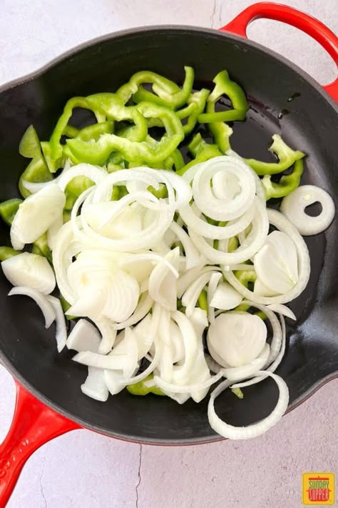 Saute Bell Peppers And Onions, Saute Onions And Peppers, How To Sautee Onions And Peppers, Saute Peppers And Onions, Onions And Peppers Sauteed, Sauteed Onions And Peppers, Sautéed Onions And Peppers, Sauteed Bell Peppers And Onions, Sautéed Peppers And Onions