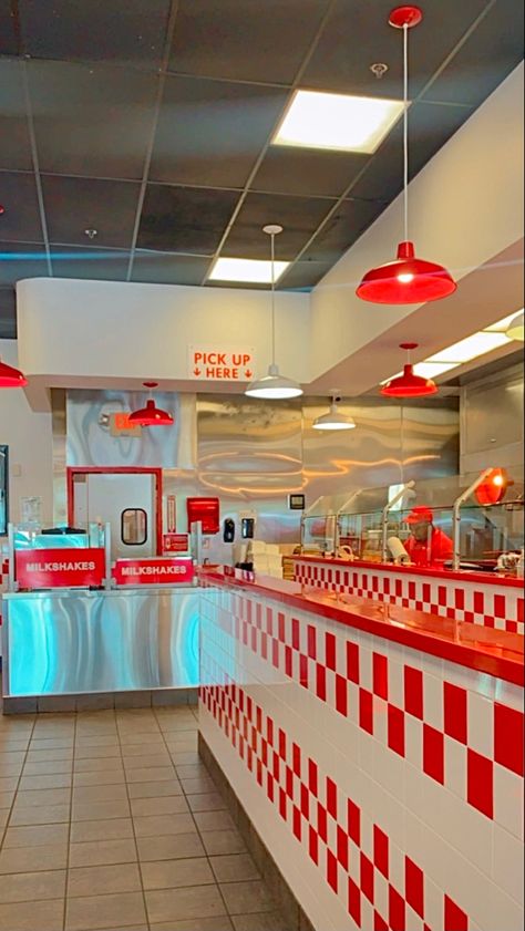 Diner Aesthetic Wallpaper, Laundromat Branding, Five Guys Milkshake, Retro Diner Aesthetic, Fast Food Restaurant Design, Diner Branding, Chicken Store, Max Holloway, Diner Aesthetic