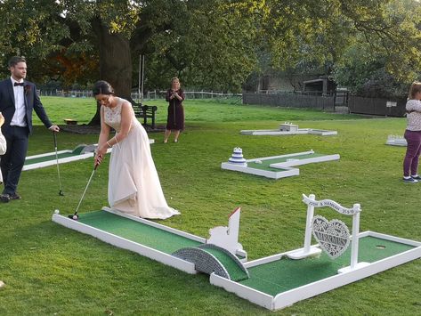 Wedding themed Mini Golf Course Wedding Mini Golf Diy, Mini Putt Course, Mini Golf At Wedding, Wedding Crazy Golf, Wedding Putt Putt Golf, Golf Theme Wedding Ideas, Wedding Mini Golf, Putt Putt Golf Diy Ideas, Mini Golf Aesthetic