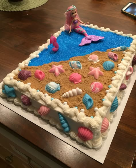 Mermaid cake - DIY decoration on a Costco cake Mermaid Cake Diy, Costco Party, Mermaid Sheets, Costco Cake, Little Mermaid Cakes, Diy Mermaid, Mermaid Birthday Cakes, Cake Diy, Anniversaire Diy