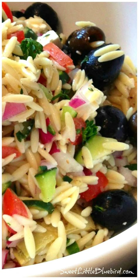 Orzo Salat, Salad Feta, Greek Cucumber, Greek Orzo, Greek Orzo Salad, Orzo Salad Recipes, Orzo Pasta Salad, Orzo Recipes, Greek Salad Pasta