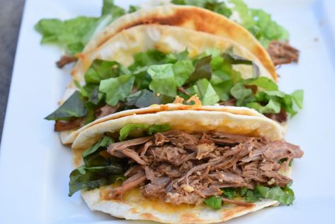 Café Rio Shredded Beef Copycat recipe, the easiest copy cat recipe you will literally ever find! You can use this in burritos, tacos or salads. This recipe is awesome! I have to tell you that I have been a Costa Vida girl through and through. Well the shredded beef tacos at Café Rio are simply … Continue reading "Cafe Rio Shredded Beef Copycat" Cafe Rio Recipes, Shredded Beef Recipes, Reading Cafe, Copy Cat Recipe, Shredded Beef Tacos, Cafe Rio, Barbacoa Beef, Beef Tacos, Shredded Beef