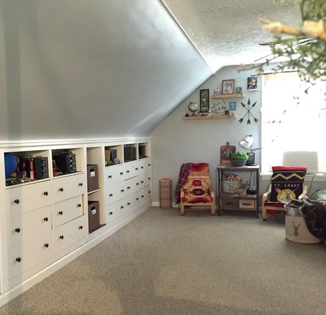 Built in dressers in attic space. Boys room with slanted ceilings                                                                                                                                                                                 More Room With Slanted Ceiling, Attic Office, Slanted Walls, Attic Renovation Ideas, Finished Attic, Attic Closet, Built In Dresser, Knee Wall, Attic Playroom