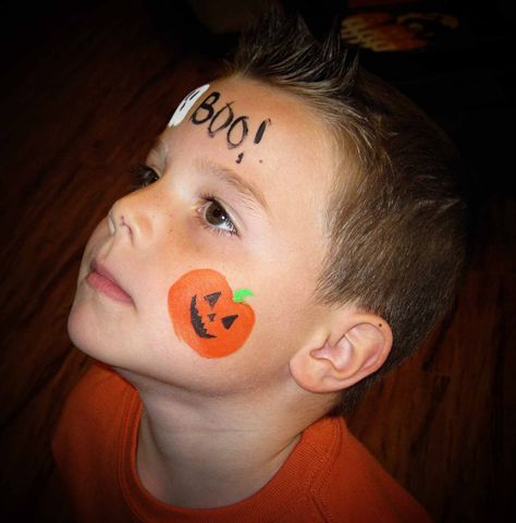 Easy Halloween Cheek Painting | Halloween Face Painting Diy Halloween Face Paint, Easy Pumpkin Faces, Diy Halloween Face, Halloween Face Paint Ideas, Face Painting Halloween Kids, Easy Halloween Face Painting, Pumpkin Face Paint, Maquillage Halloween Simple, Halloween Face Paint