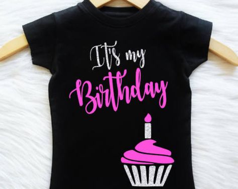 Happy Birthday Shirts, It's My Birthday Shirt, Happy Birthday Shirt, 30th Birthday Ideas For Women, Kids Birthday Shirts, Happy Birthday Girls, Projets Cricut, Funny Shirts Women, Birthday Girl Shirt