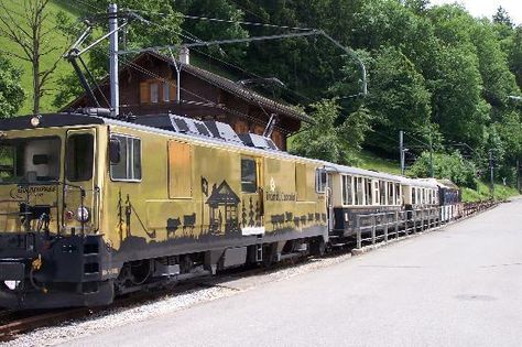 ...our train awaits... Train Switzerland, Swiss Fondue, Travel Switzerland, Swiss Chocolate, Swiss Railways, Dream Vision Board, Anniversary Trips, Train Journey, Travel Board