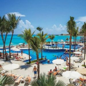 Spring Break Hotels in Cancun | Travel + Leisure Hotel Riu Cancun, Riu Palace Riviera Maya, Riu Cancun, Cancun Hotel Zone, Cancun All Inclusive, Cancun Vacation, Cancun Beaches, Riu Palace, Hotel Riu