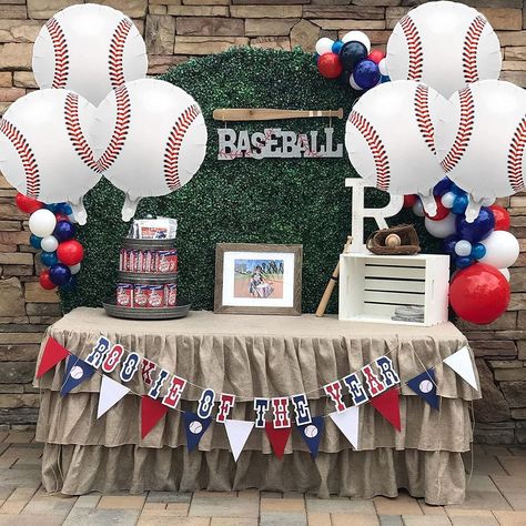 Baseball Balloons, Baseball Theme Birthday Party, Baseball Theme Birthday, Baseball Baby Shower Theme, Baseball First Birthday, Baseball Theme Party, Baby Boy 1st Birthday Party, Baseball Birthday Party, 1st Birthday Party Themes