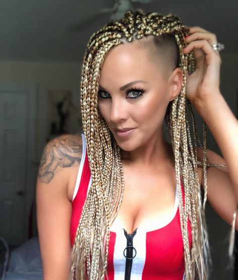 Comment ❤️below if you’re feeling the braids!! Box Braids Shaved Sides, Shaved Sides And Back, Weird Haircuts, Side Shave, Braids With Shaved Sides, Small Box Braids, Braids Dreads, Shaved Side, Shaved Hair Designs