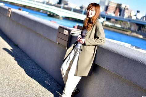 Weather-Appropriate Fashion For Tokyo In March Tokyo March Outfit, Outfits For Tokyo, March Weather, Tokyo Outfits, Appropriate Outfits, March Outfits, Japan Travel Guide, Outfit Chic, Ready To Go