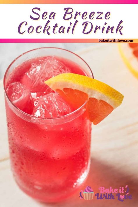 Spiked Fruit Punch, Spiked Fruit, Seabreeze Cocktail, Sea Breeze Cocktail, Bay Breeze Cocktail, Signature Cocktail Ideas, Easy Breakfasts, Batch Cocktails, Cranberry Cocktail