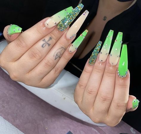 Green And Black Long Nails, Glow In The Dark Nails Green, Long Neon Green Nails, Lime Green Nails With Rhinestones, Glow In The Dark Green Nails, Candy Apple Green Nails, Neon Green Acrylic Nails Coffin, Lime Green Nails With Design, Lime Green Prom Nails