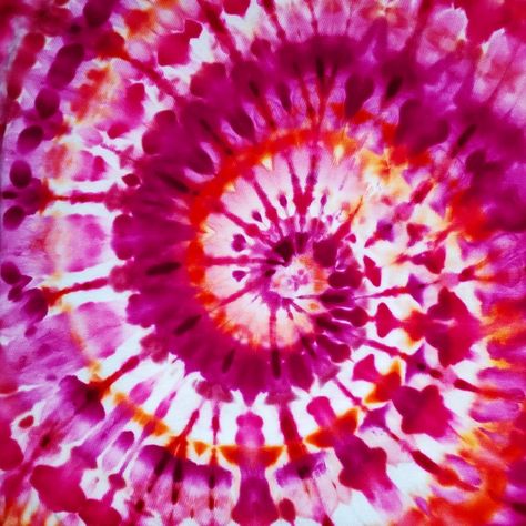 Tie Dye Aesthetic, Tie Dye Ideas, Kid Friendly Art, Tie Dye Rainbow, How To Tie Dye, Background Ideas, Cute Wallpaper For Phone, Art Club, College Life