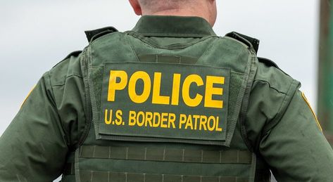 Border Patrol agents were able to apprehend a total of 19 people. #BorderNews #STCN #SouthTexasCommunityNews Border Patrol Agents Halt a Human Smuggling Attempt Border Patrol Agent, Border Patrol Gifts, Australian Police Officer, Oklahoma Highway Patrol, Border Patrol, Us Border, This Girl Can, Cross River, Emergency Medical Services