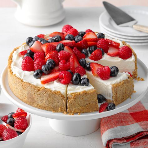 Cheesecake With Berries, No Bake Summer Desserts, Easy No Bake Cheesecake, Dessert Simple, Baked Cheesecake Recipe, Clam Recipes, Easy Cheesecake Recipes, Easy No Bake Desserts, Easy Cheesecake