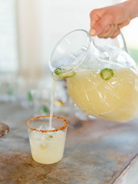 Big Batch Jalapeño Margaritas — Smart In The Kitchen Cocktails Jalapeño Margarita Recipes Pitcher, Batch Spicy Margarita Recipe, Large Batch Fresh Margaritas, Spicy Margarita Pitcher, Pitcher Spicy Margarita Recipe, Jalapeno Margarita Recipe Pitcher, Limeade Margarita Recipe Pitcher, Cucumber Jalapeno Margarita Pitcher, Big Batch Spicy Margarita Recipe