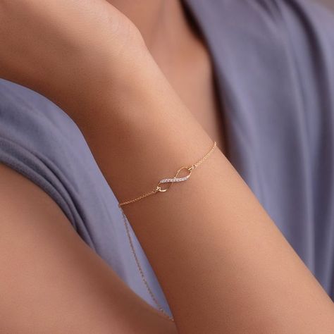 Infinity Jewelry Bracelet, Round Diamond Bracelet, Gold Infinity Bracelet, Initial Bracelet Silver, Infinity Charm Bracelet, Gold Arm Band, Dainty Gold Bracelet, Modern Gold Jewelry, Infinity Charm