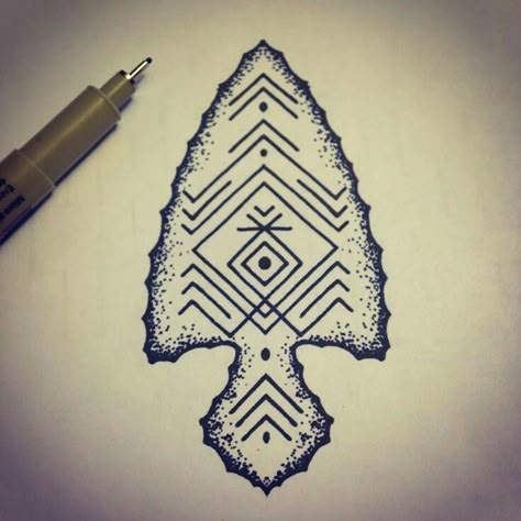 Arrowhead tattoo Arrow Head Tattoos, Tattoos Arrow, Arrowheads Design, Cowgirl Tattoos, Tatuagem Masculina Pequena, Wiccan Tattoos, Inca Tattoo, Native American Tattoo, Native American Tattoos