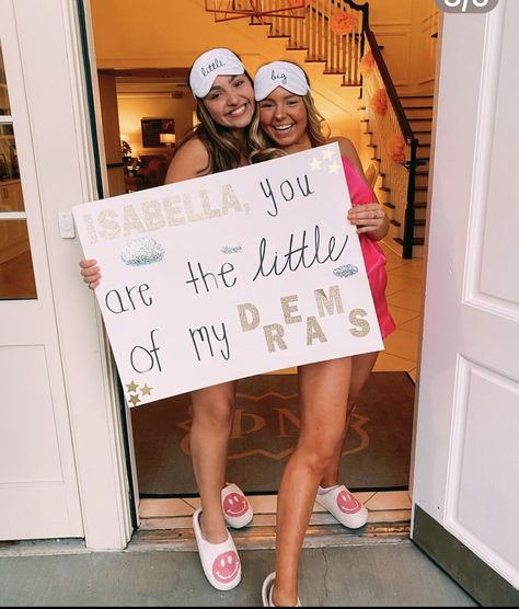 Big Lil Sis Reveal Ideas, Little Of My Dreams Reveal Sorority, Cheer Little Sister Reveal Poster, Big Sis Lil Sis Reveal Ideas Poster, Big Little Door Decorations, Big Little Poster Ideas, Big Sis Little Sis Reveal Ideas, Trendy Big Little Reveal Themes, Big Little Poster