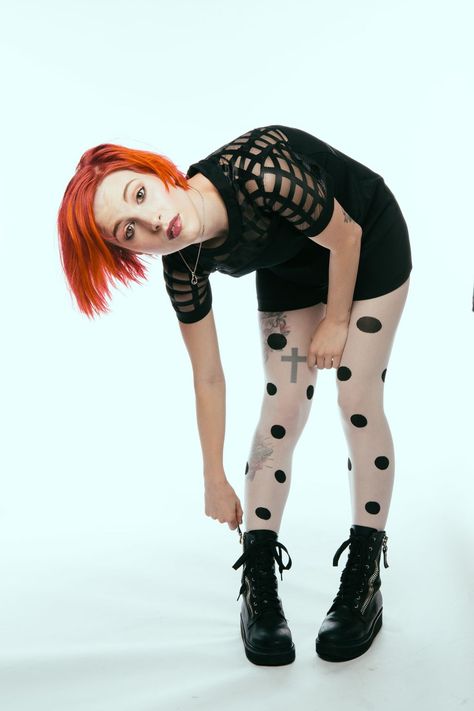 Hayley Williams Photoshoot, Paramore Photoshoot, Hayley Williams Short Hair, Rawr Pose, Hayley Williams Style, Hailey Williams, Celebrities Hairstyles, Haley Williams, Hayley Paramore