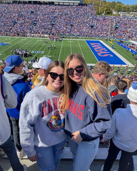 Kansas Gameday Outfit, University Of Kansas Aesthetic, Kansas University Aesthetic, Ku Game Day Outfits, Ku Aesthetic, Gameday Fits, Kansas University, College Ideas, Rock Chalk