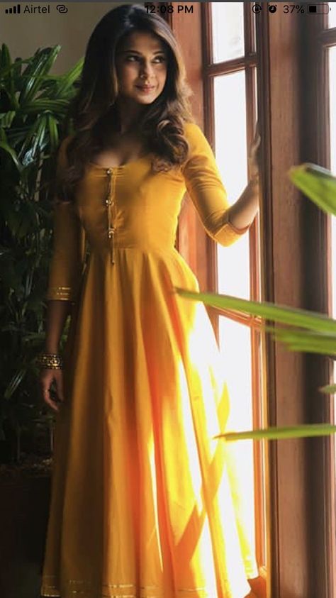 Wattpad Lifestyle, Mayon Dresses, Yellow Anarkali, Indian Gown, Simple Kurti Designs, Casual Indian Fashion, Long Dress Design, Salwar Kamiz, Lifestyle Aesthetic