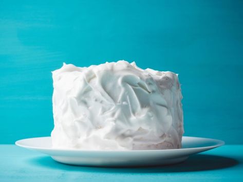 A recipe for Divinity Icing made with sugar, water, corn syrup, vinegar, egg whites, cream of tartar, salt Divinity Icing Recipe, Divinity Frosting Recipe, Divinity Frosting, Tea Breads, Fluffy White Frosting, Sopapilla Cheesecake, Italian Buttercream, Frosting Recipes Easy, Tea Bread