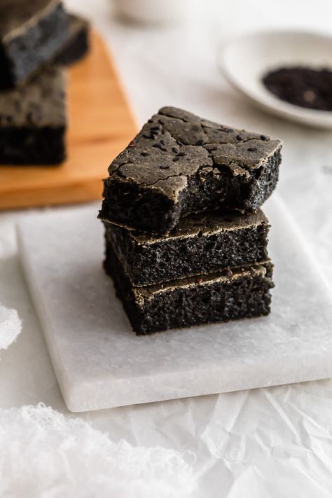 Black Sesame Brochi (Brownie Mochi) | Sift & Simmer Sesame Dessert Recipes, Brownie Mochi Recipe, Black Sesame Seeds Recipes, Brownie Mochi, Black Sesame Recipes, Mochi Brownie, Sesame Dessert, Black Sesame Cookies, Black Sesame Cake