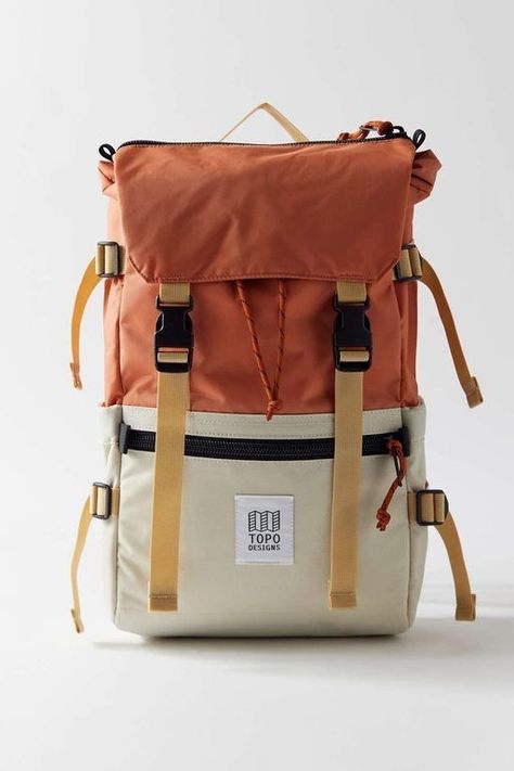 Small Rucksack, Mesh Backpack, Brown Backpacks, Everyday Tote Bag, Topo Designs, Colorful Bags, Everyday Tote, Mens Fashion Casual Outfits, Classic Backpack