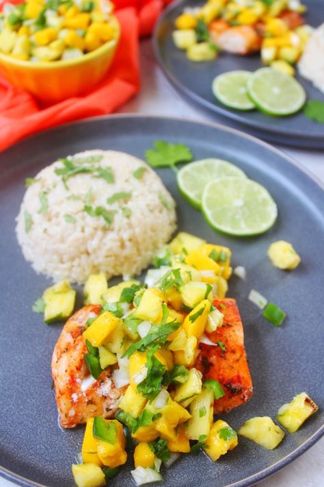 Cod With Mango Salsa, Pineapple Cod Recipe, Cod With Pineapple Salsa, Pineapple Cod, Mango Pineapple Salsa, Grilled Tuna, Flavorful Meals, Recipes Fish, Mango Salsa Recipes