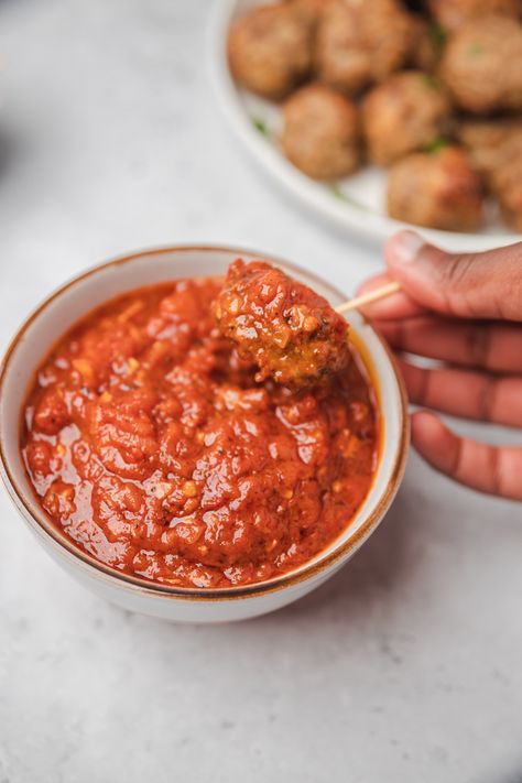 Dipping Sauce For Meatballs, Meatball Dipping Sauce, The Best Marinara Sauce, Homemade Baked Meatballs, Marinara Dip, Marinara Dipping Sauce, Harry Potter Food Ideas, Best Marinara Sauce, Oven Baked Meatballs