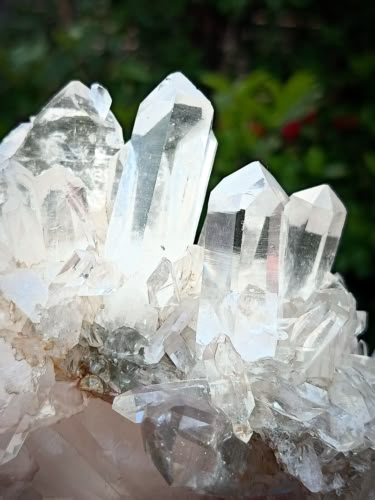 Clear Quartz Cluster from Baluchistan Pakistan weight 270gm, size 120*90*50mm #quartz #crystal #minerals #healingcrystals #crystalhealing #gemology #gems #gemsandjewelry #foryou #fyp Cats Background, Gazing Globe, Crystal Room Decor, Crystal Photography, Pretty Crystals, Crystal Rocks, Fantasy Realm, Crystal Room, Crystals Quartz