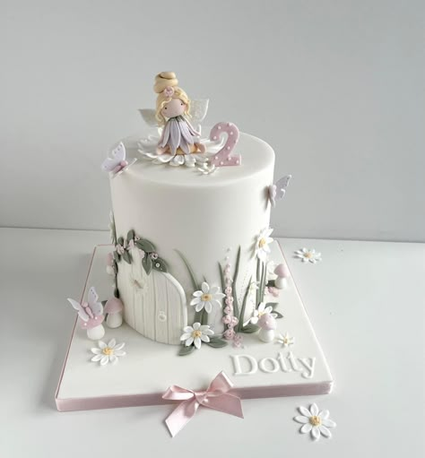 Butterfly Themed Birthday Cake, Fairy Garden Birthday Cake, Fairy Theme Birthday Party, Fairy Garden Cake, Toddler Birthday Cakes, Fairy Birthday Cake, Fairy Theme, Fairy Garden Birthday Party, Fondant Cake Designs