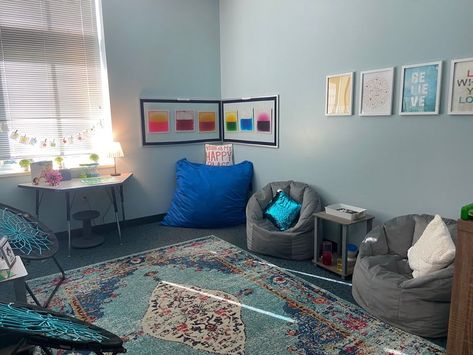 How to Create a Mindful Space for Self-Regulation in Elementary School | Edutopia Quiet Room Ideas, Calming Room Ideas, School Wellness, Calm Room, Student Orientation, Calming Room, School Counseling Activities, Calm Down Corner, Sensory Rooms