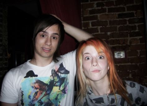 Josh Farro, Hayley Wiliams, All We Know Is Falling, Haley Williams, Hayley Paramore, Pop Punk Bands, Taylor York, Paramore Hayley Williams, Music Clips