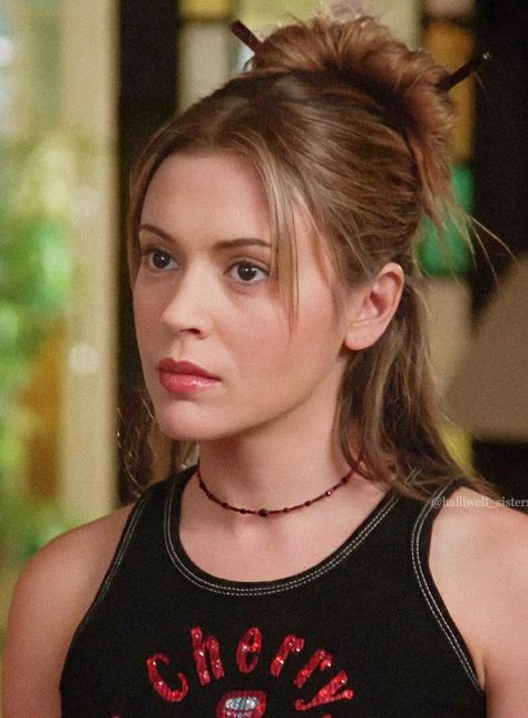 Phoebe Charmed, Charmed Tv Show, Charmed Tv, Charmed Sisters, Alyssa Milano, Hazel Eyes, Oct 11, Fashion Tv, Girl Crushes