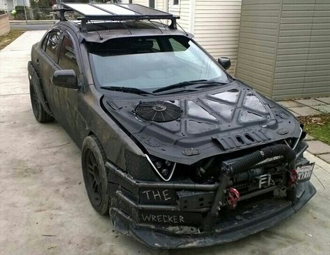 Zombie Vehicle, Mobil Off Road, Tactical Vehicle, Motorcycle Workshop, Car Max, Stunt Bike, Overland Truck, Drag Bike, Bug Out Vehicle