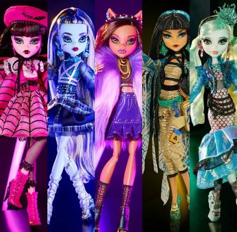 Haunt Couture Monster High, Rainbow Monster, New Monster High Dolls, Halloween Food Decorations, Haunt Couture, Monster List, Monster H, Monster High Pictures, Monster High Party