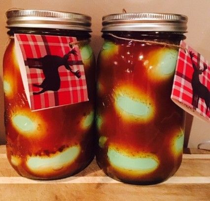 Erin’s Cajun Pickled Eggs – thepolestarpost Cajun Pickled Quail Eggs Recipe, Spicy Pickled Eggs, Pickling Vegetables, Pickled Quail Eggs, Live Off The Land, Cajun Boil, Pickled Eggs Recipe, Quail Recipes, Cheese Whiz