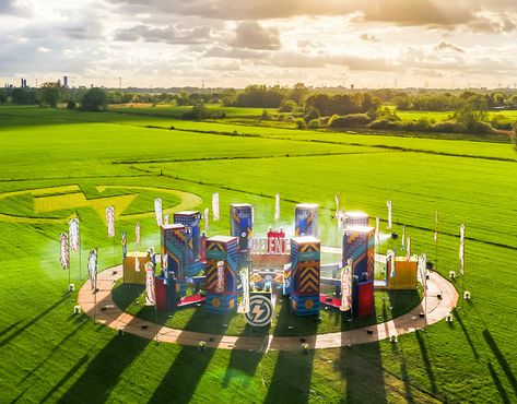 Stage Design - Google Drive 2018 on Behance Festival Stage Design, Google Event, Gate Entrance, Stage Designer, Outdoor Stage, Beach Sport, Event Pictures, Event Stage, Business Event