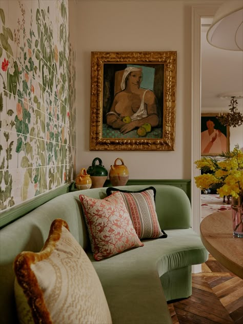 Our Belgravia Jewel Box Apartment featured on Architectural Digest.⁠
⁠
Our stylish client's delight in all things floral, pink and embellished meant no surface was treated as ordinary, and together we took a 'more is more' approach to layering fabrics and textures... the results are magic. ⁠ Vibey Kitchen, Layering Fabrics, Box Apartment, Studio Ashby, Eating Nook, Tile Artwork, London Apartment, Moroccan Decor, Jewel Box