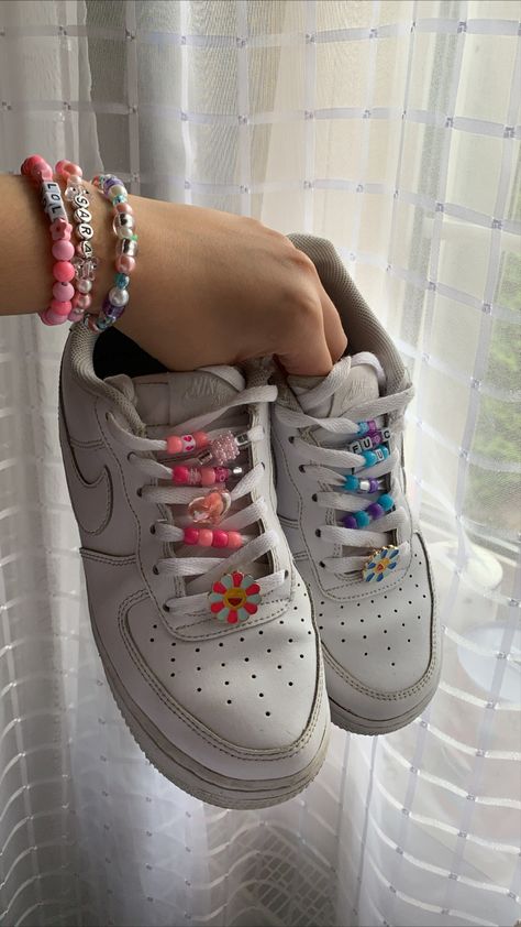 Air Force Custom Ideas, Custom Air Force 1 Diy, Kandi Bracelets Aesthetic, Candy Bracelets, Rave Shoes, Candy Bracelet, Kandi Bracelets, Custom Air Force 1, Nike Force