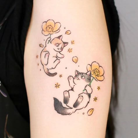 Cat Tattoo Simple, Cute Cat Tattoo, Black Cat Tattoos, Chat Kawaii, Kawaii Tattoo, Bff Tattoos, Cat Tattoo Designs, Cute Little Tattoos, Cute Tiny Tattoos