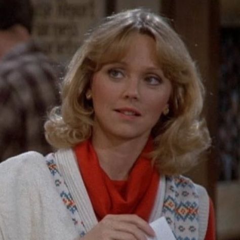 Diane Chambers, Shelley Long, Frasier Crane, Cheer Hair, Phoebe Buffay, Hair Inspo, Real Life, Actresses, Running