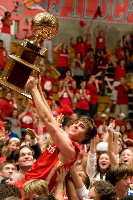 High School Musical Basketball, Hsm Aesthetic, 2000s Romcom, Highschool Musical, Lucas Grabeel, Monique Coleman, Iconic Films, High School Music, High School Musical 3