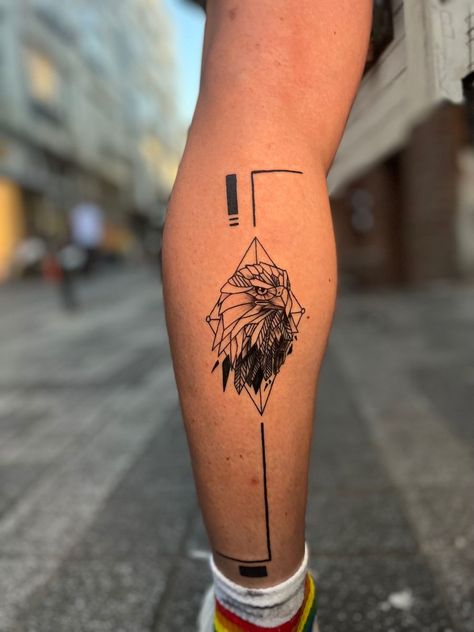 Dövme Tasarımları Erkek, Tattoos Calf, Ankle Tattoo Cover Up, Tattoos Ankle, Ankle Tattoo Men, Calf Tattoo Men, Tatuagem Masculina Pequena, Wrist Tattoo Ideas, Simple Tattoos For Guys